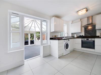 Property image 2 of home to buy in Trafford Close, Shenley